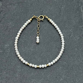 Handcrafted 14K Gold Filled - Dainty freshwater pearls bracelet