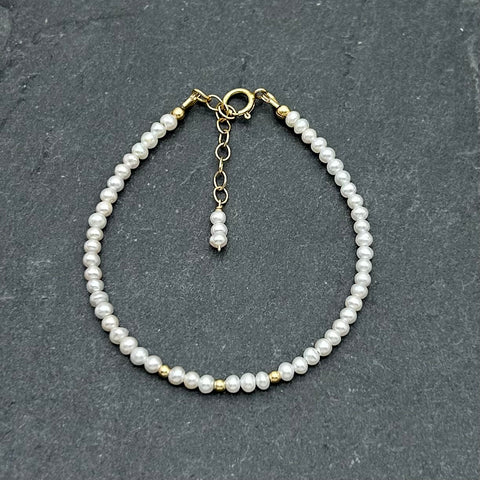 14K Gold Filled - Dainty freshwater pearls bracelet