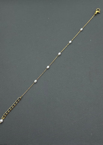 18k Gold plating over Stainless Steel Dainty Freshwater Pearl Bracelet- Stardust