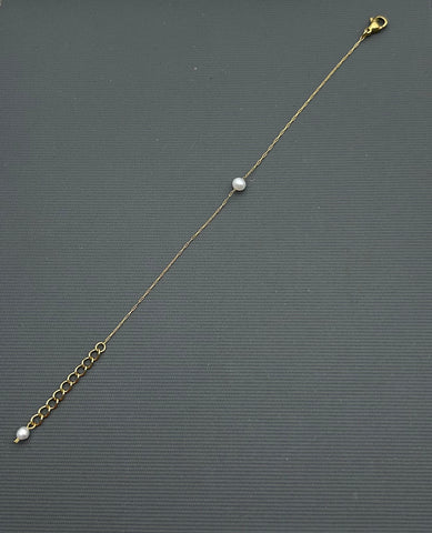 18k Gold plating over Stainless Steel Dainty Freshwater Pearl Bracelet- Single Pearl