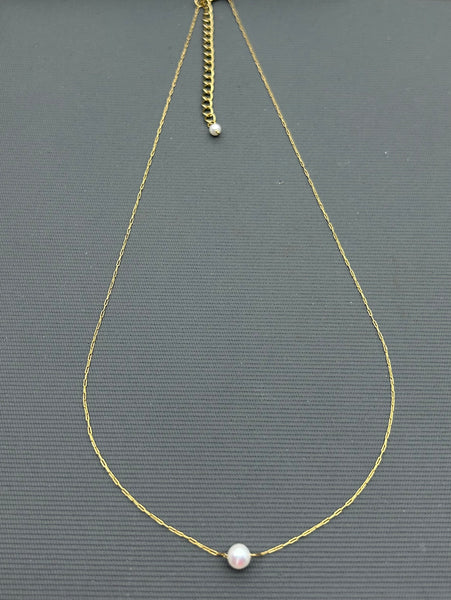 18k Gold plating over Stainless Steel Dainty Freshwater Pearl necklace - Single Pearl