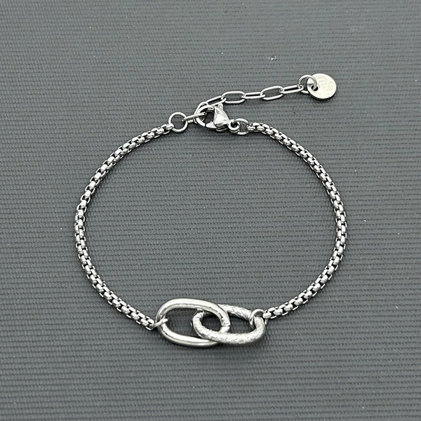 Stainless steel bracelet - Interlock