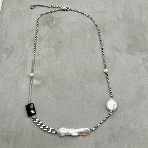 Stainless steel necklace- Freshwater Pearl, Black agate