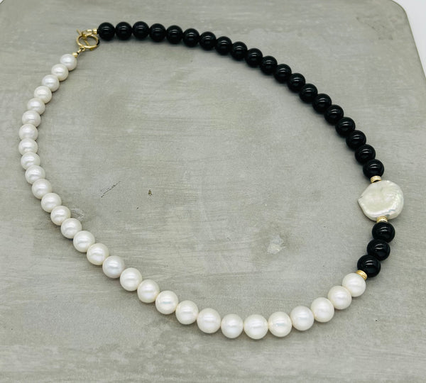Asymmetric necklace, beaded necklace - Black Jade and Pearl